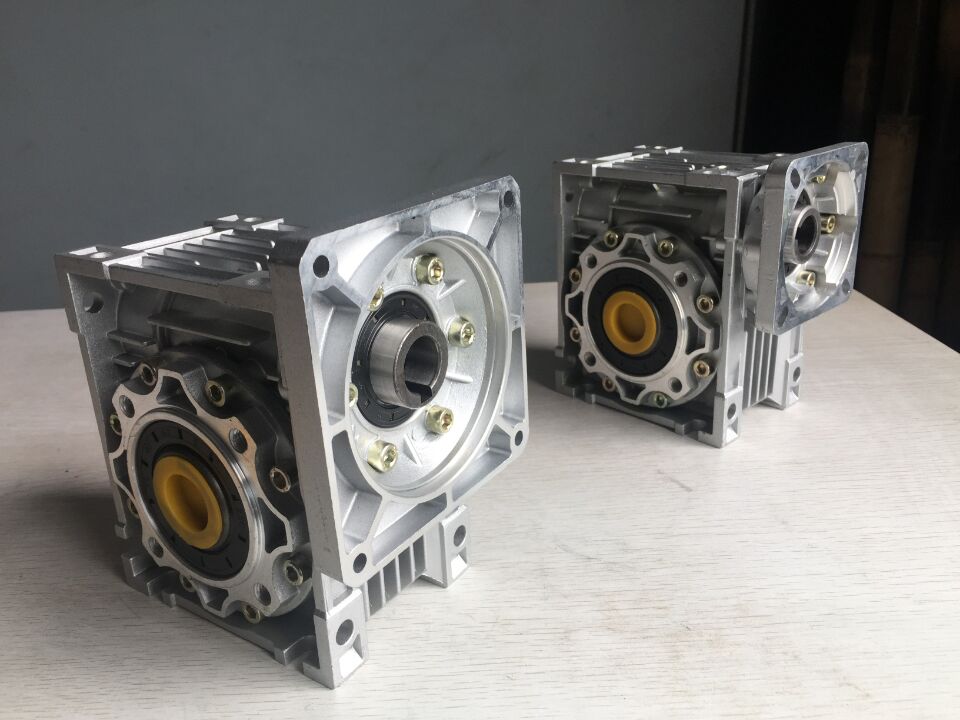 -5c3f2cbf8379cd9d.jpg -5c3f2cbf8379cd9d.jpg